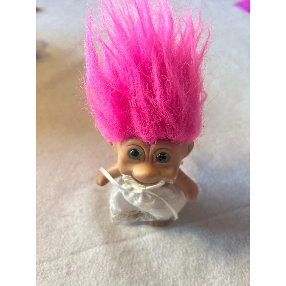 Vintage Troll Doll Pink Hair Green‎ Eyes White Lace Dress 3 Inch Retro Toy